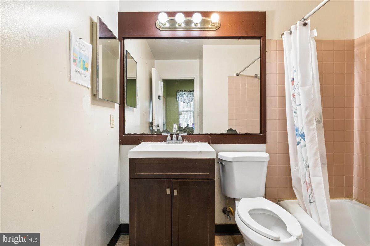 WEST PHILADELPHIA - Residential