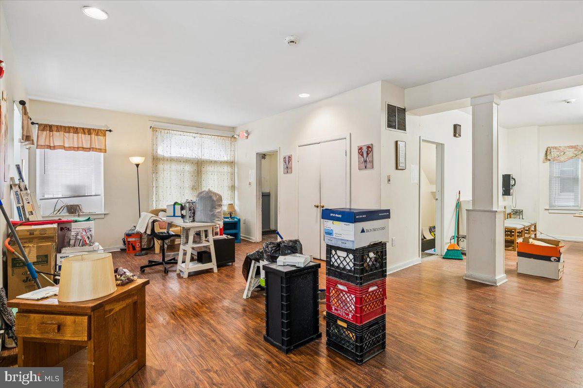 WEST PHILADELPHIA - Residential