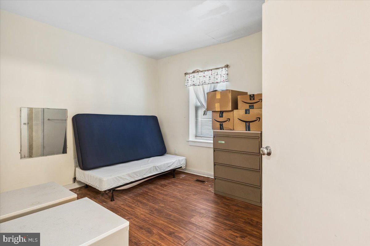 WEST PHILADELPHIA - Residential