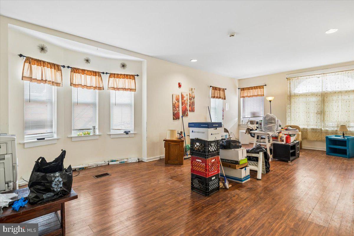 WEST PHILADELPHIA - Residential