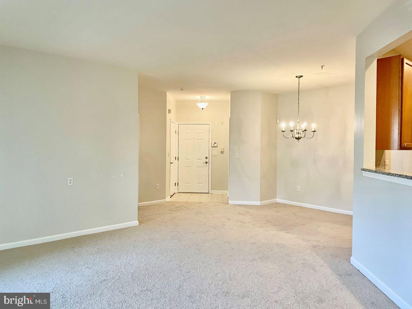 5307 WYNDHOLME CIRCLE 102