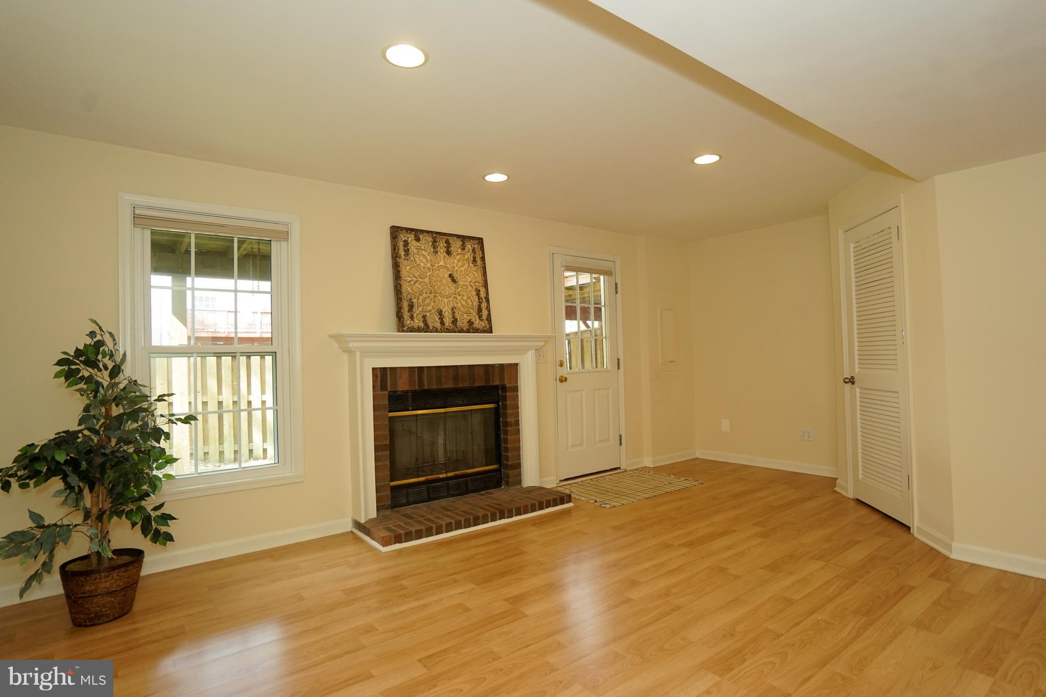 CENTRE RIDGE - Residential