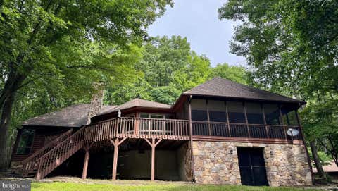 Homes For Sale - 355 Sandstone Lane<br/> BERKELEY SPRINGS, WV 25411