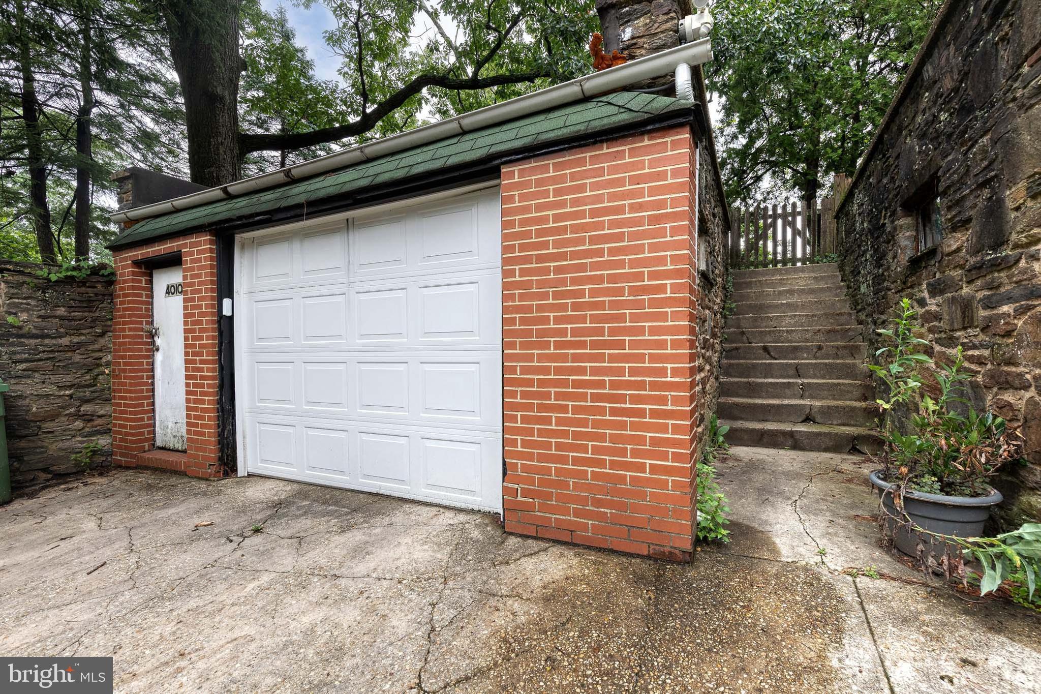 ORIGINAL NORTHWOOD - Residential