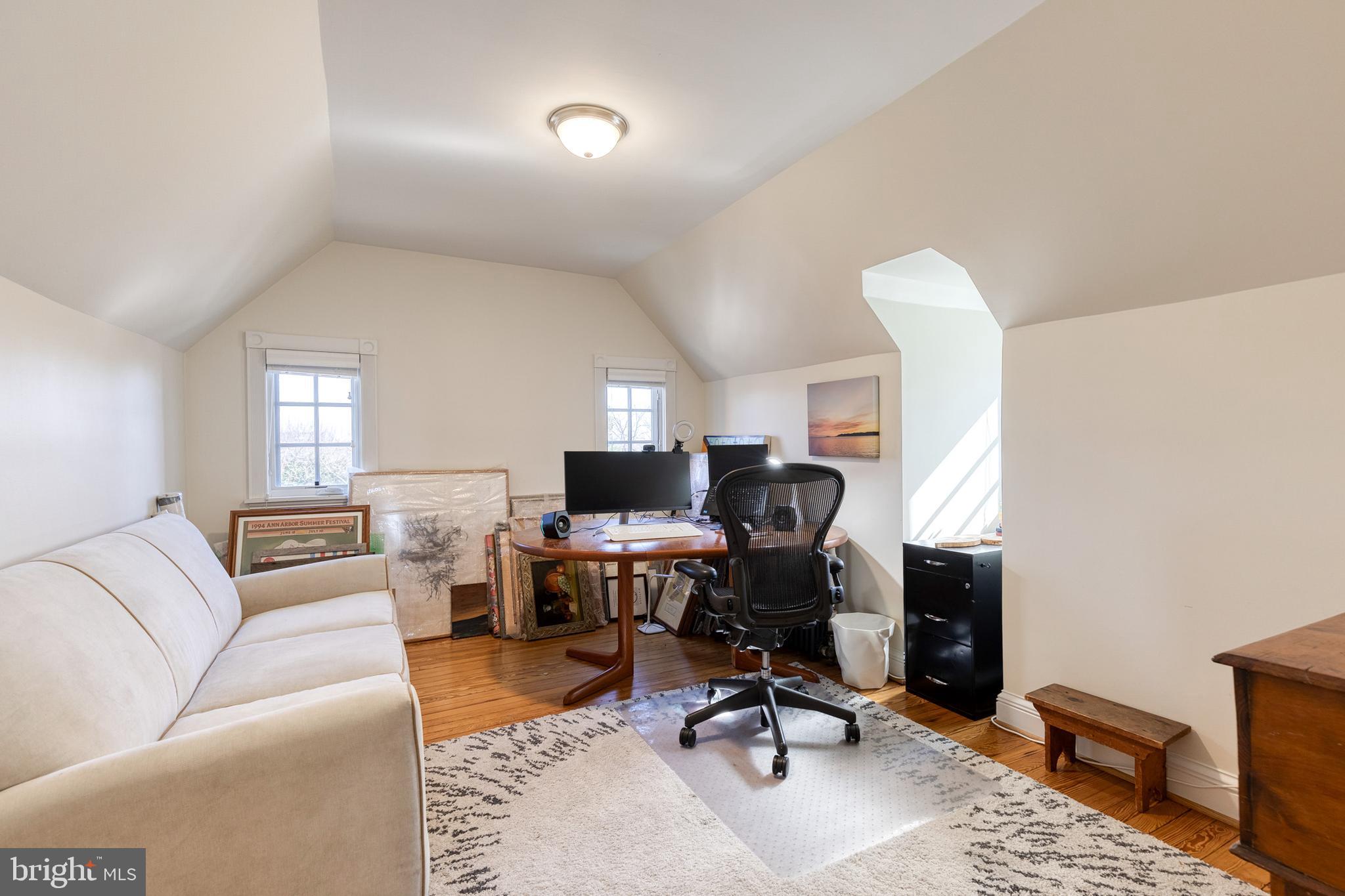 ORIGINAL NORTHWOOD - Residential