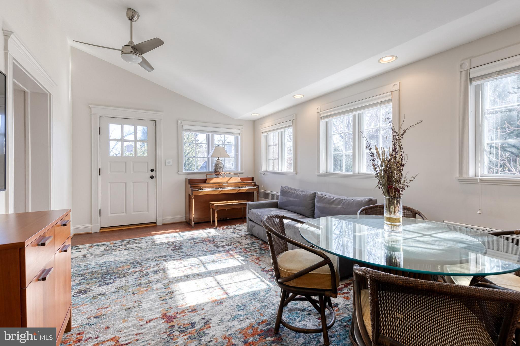 ORIGINAL NORTHWOOD - Residential