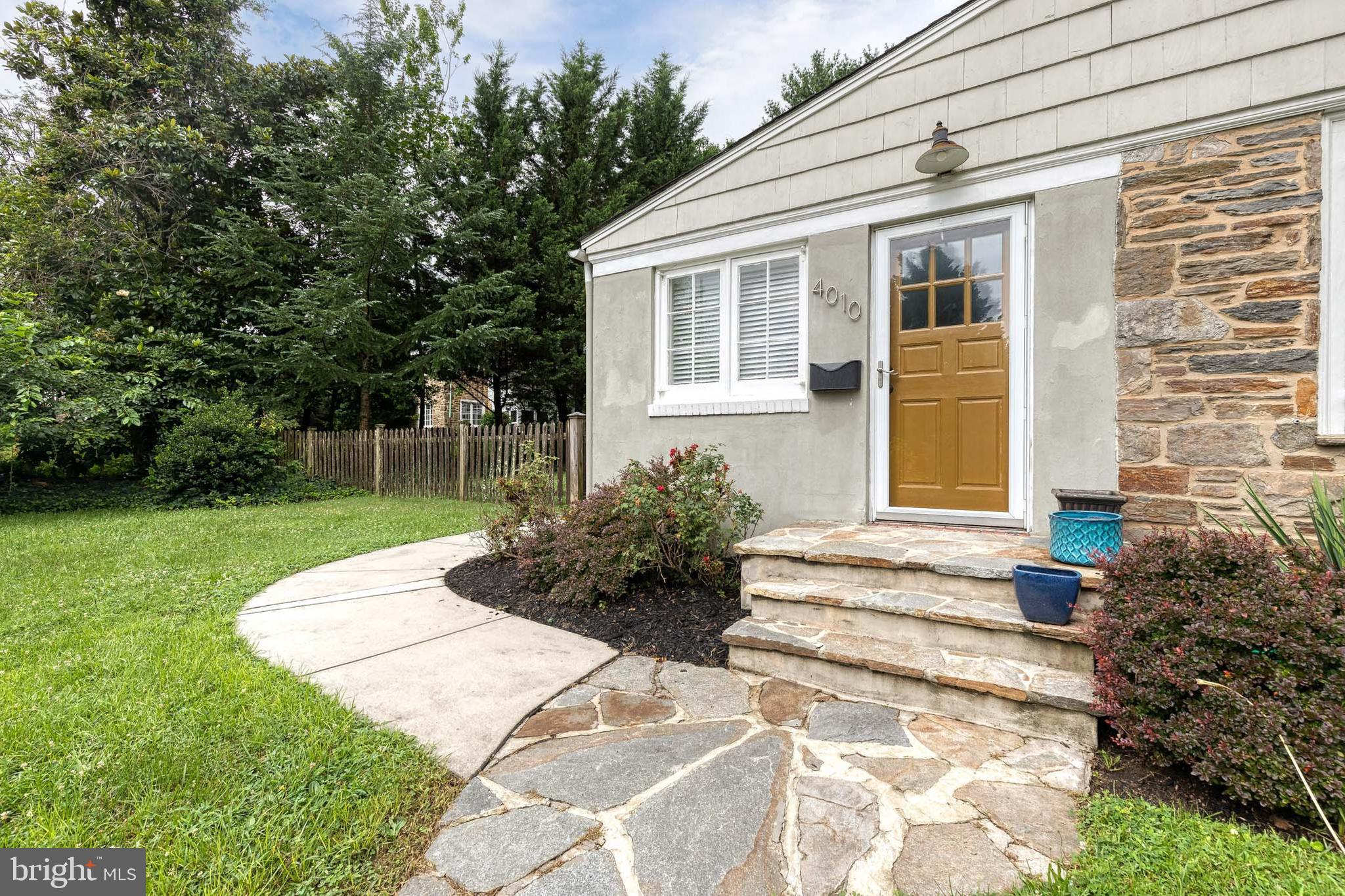 ORIGINAL NORTHWOOD - Residential