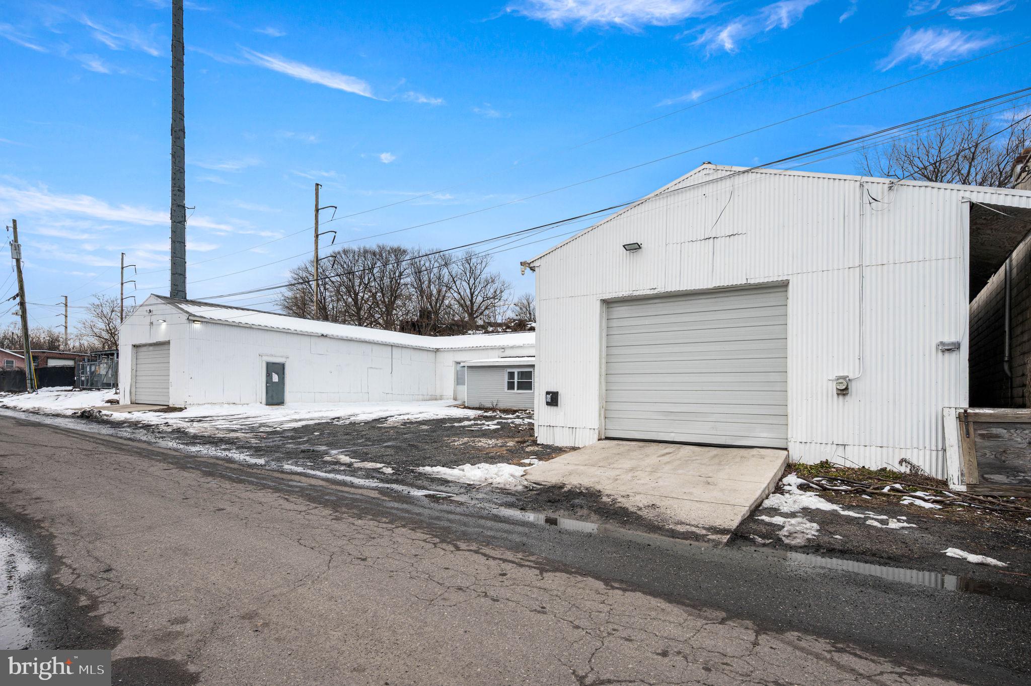 4220-4224 HOLMESBURG AVENUE