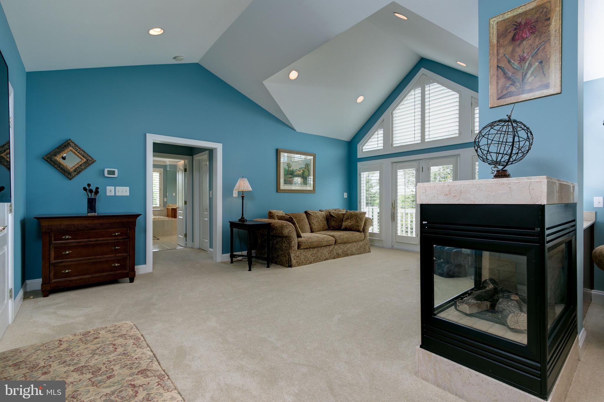 BIG SPRING FARM - Residential