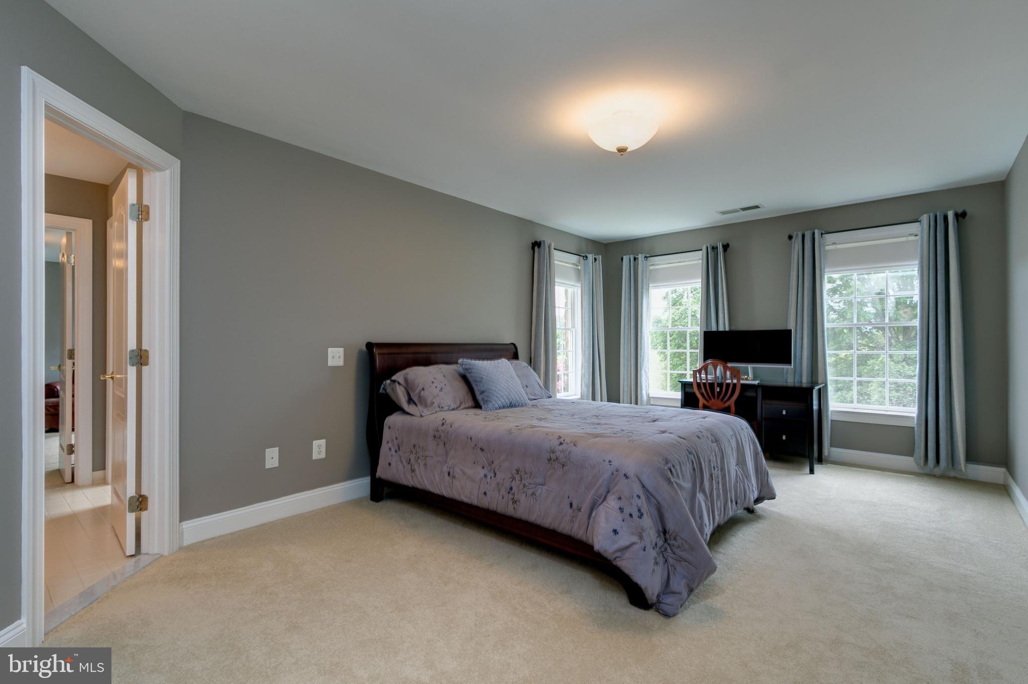 BIG SPRING FARM - Residential