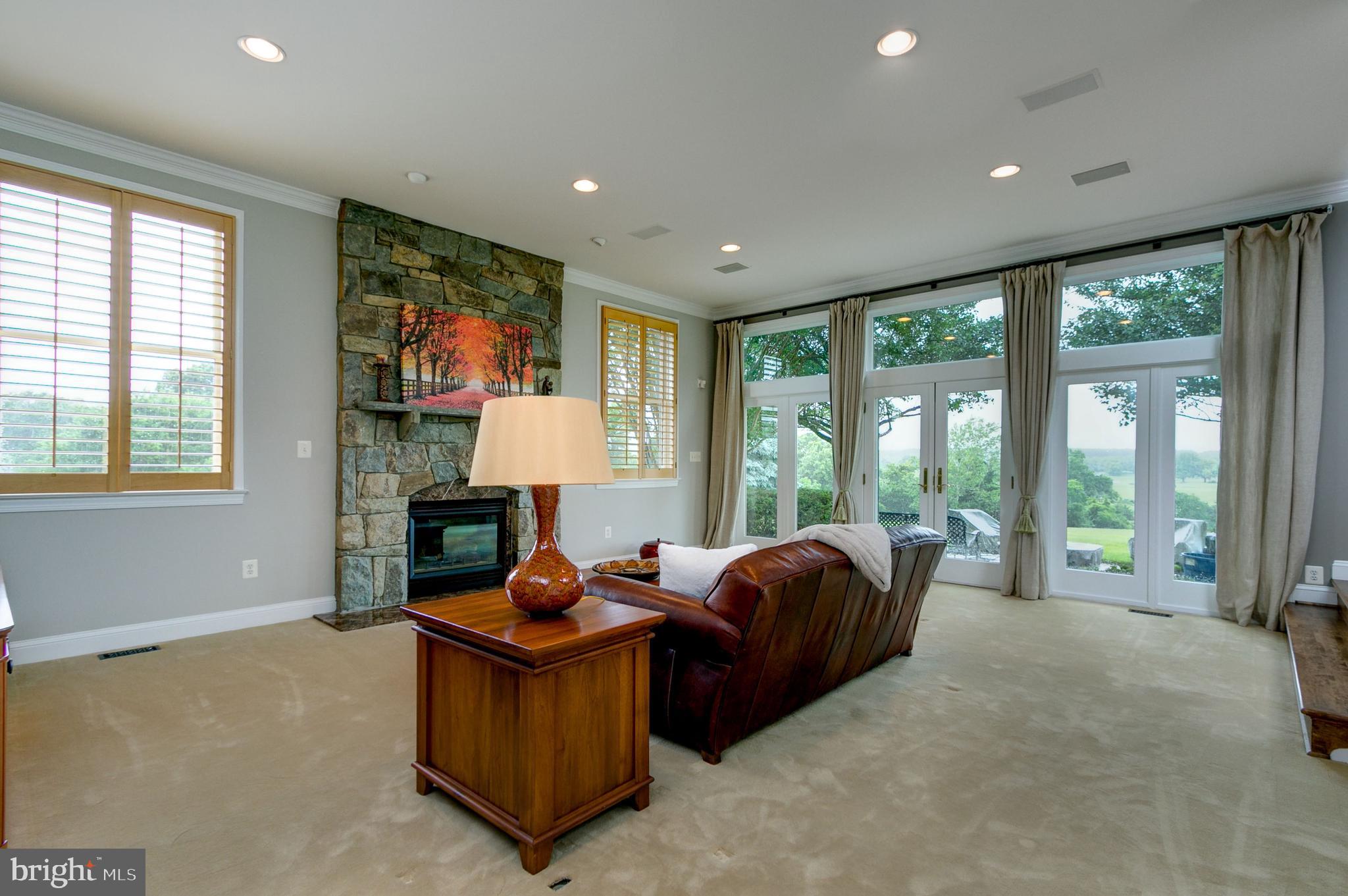 BIG SPRING FARM - Residential