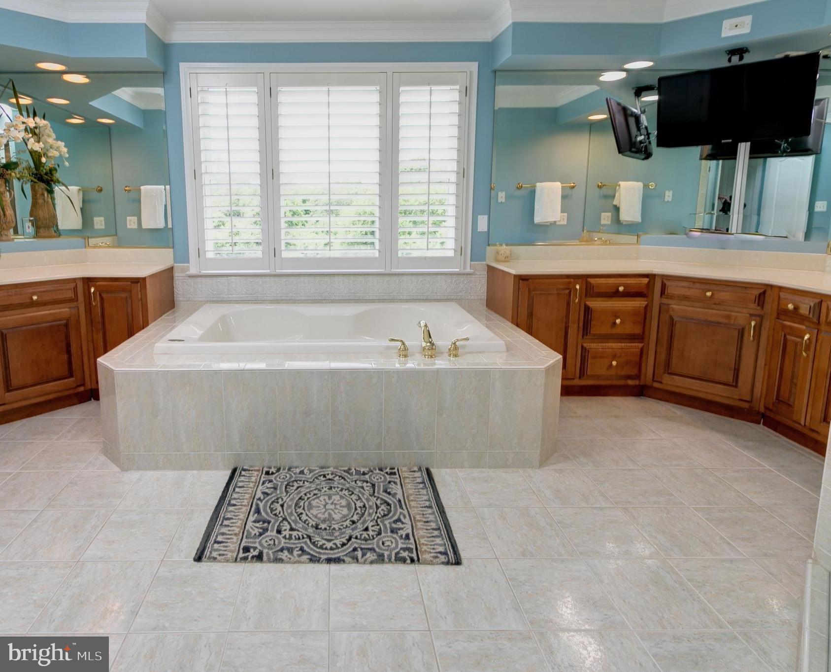 BIG SPRING FARM - Residential