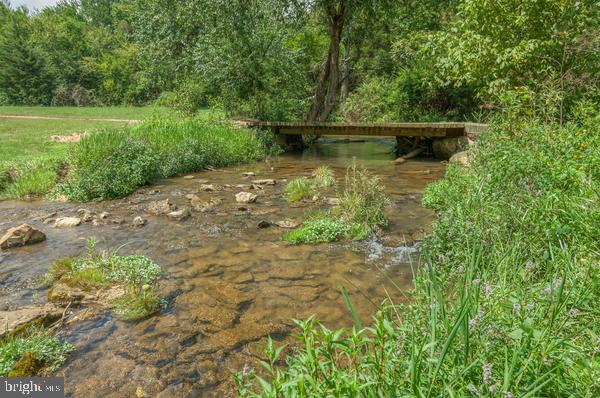 BIG SPRING FARM - Residential