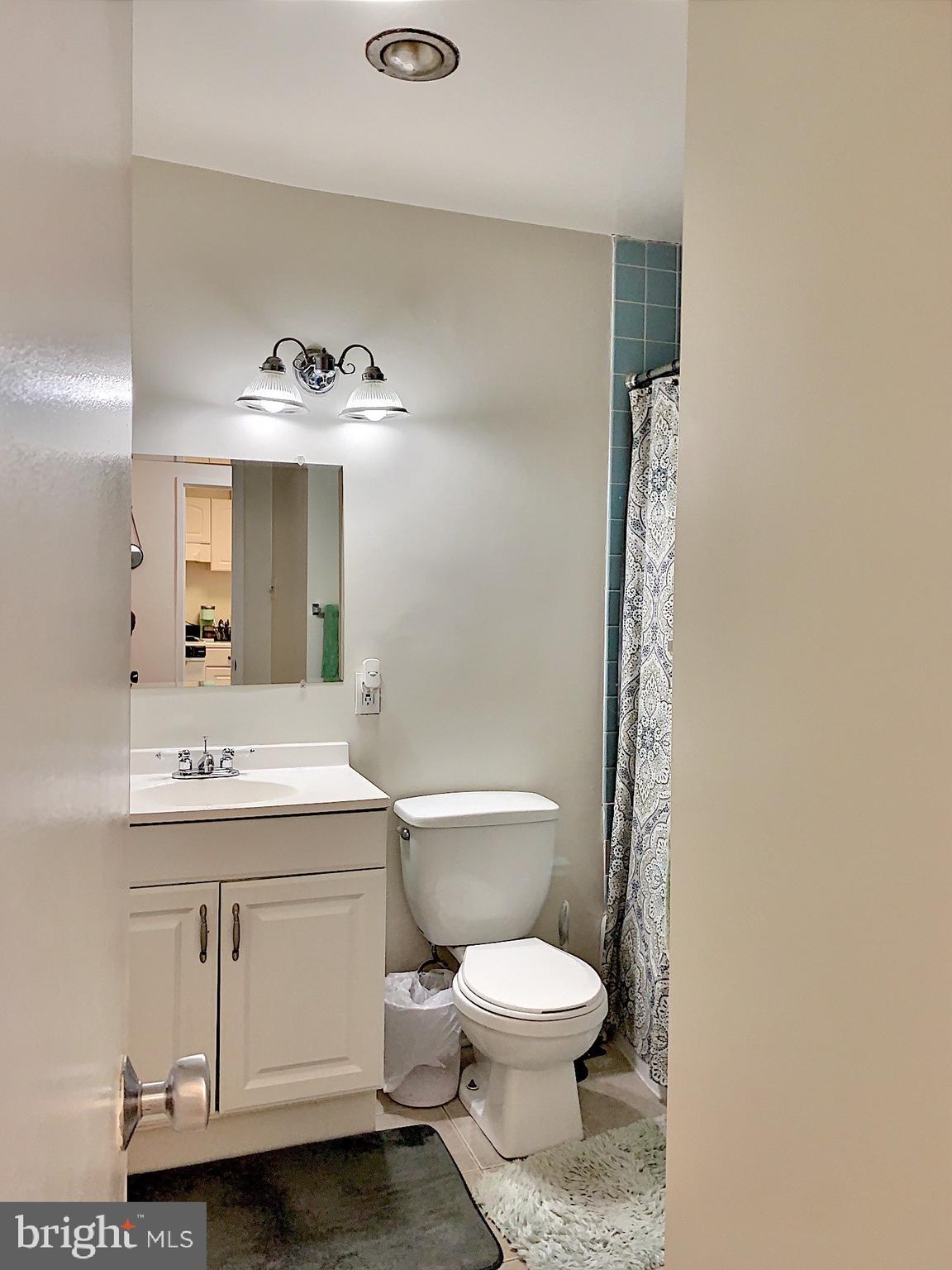 THE CHATHAM - Residential Lease