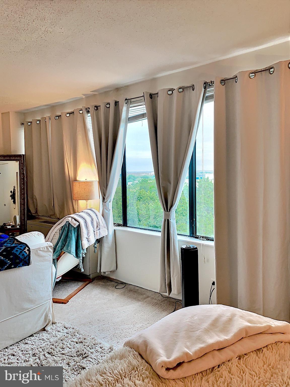 THE CHATHAM - Residential Lease