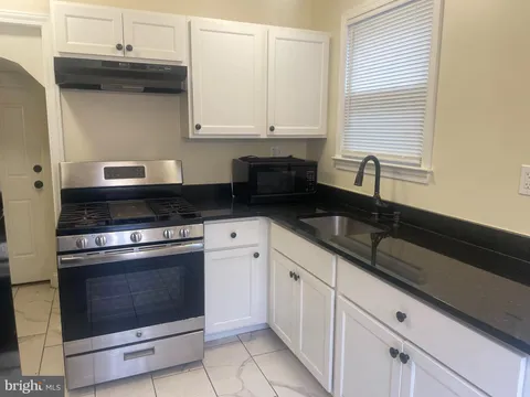 MLS: MDMC2213646