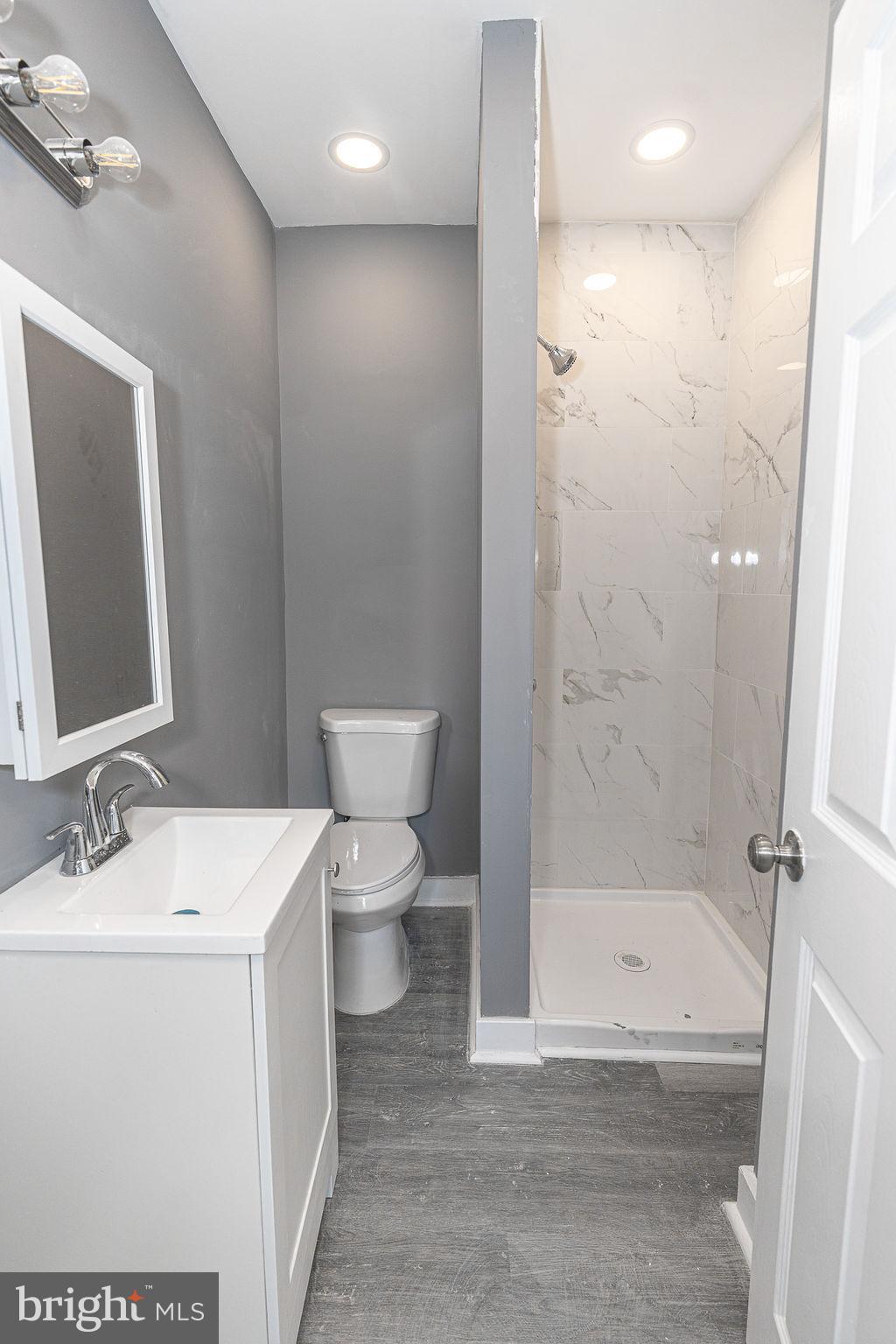 HOPKINS - Residential