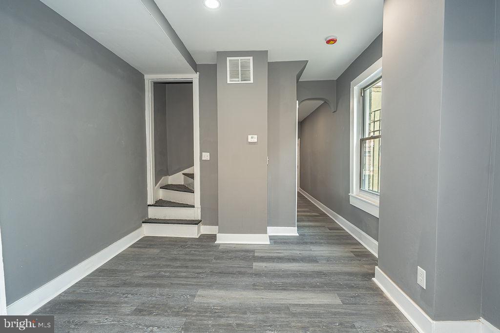 HOPKINS - Residential