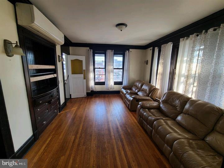 HARRISBURG CITY - Residential Lease