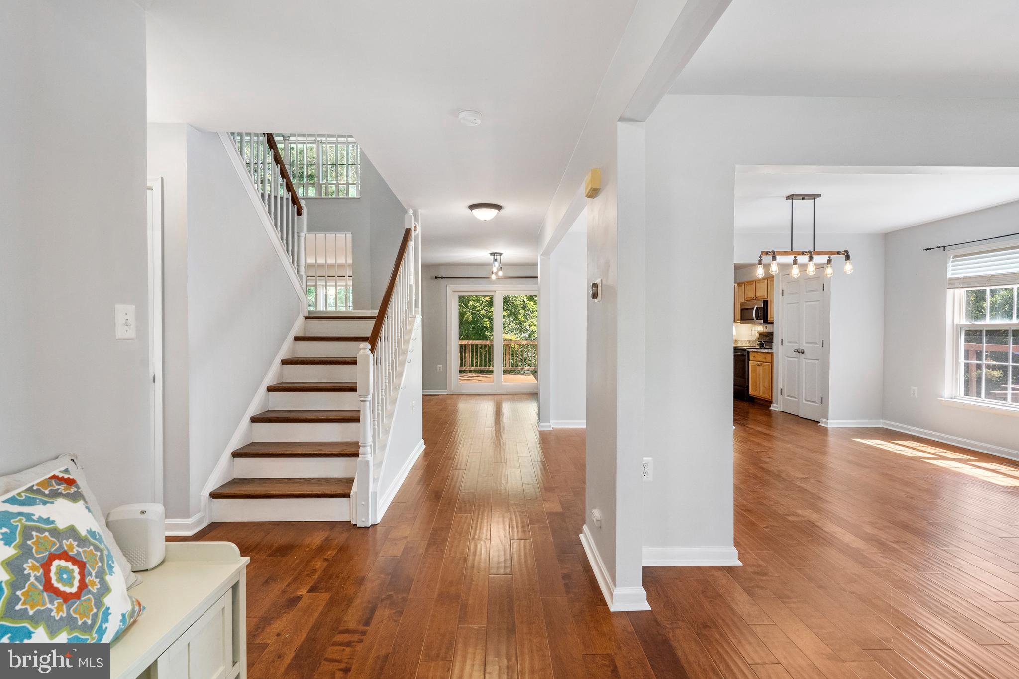 17204 ROSECLIFF COURT