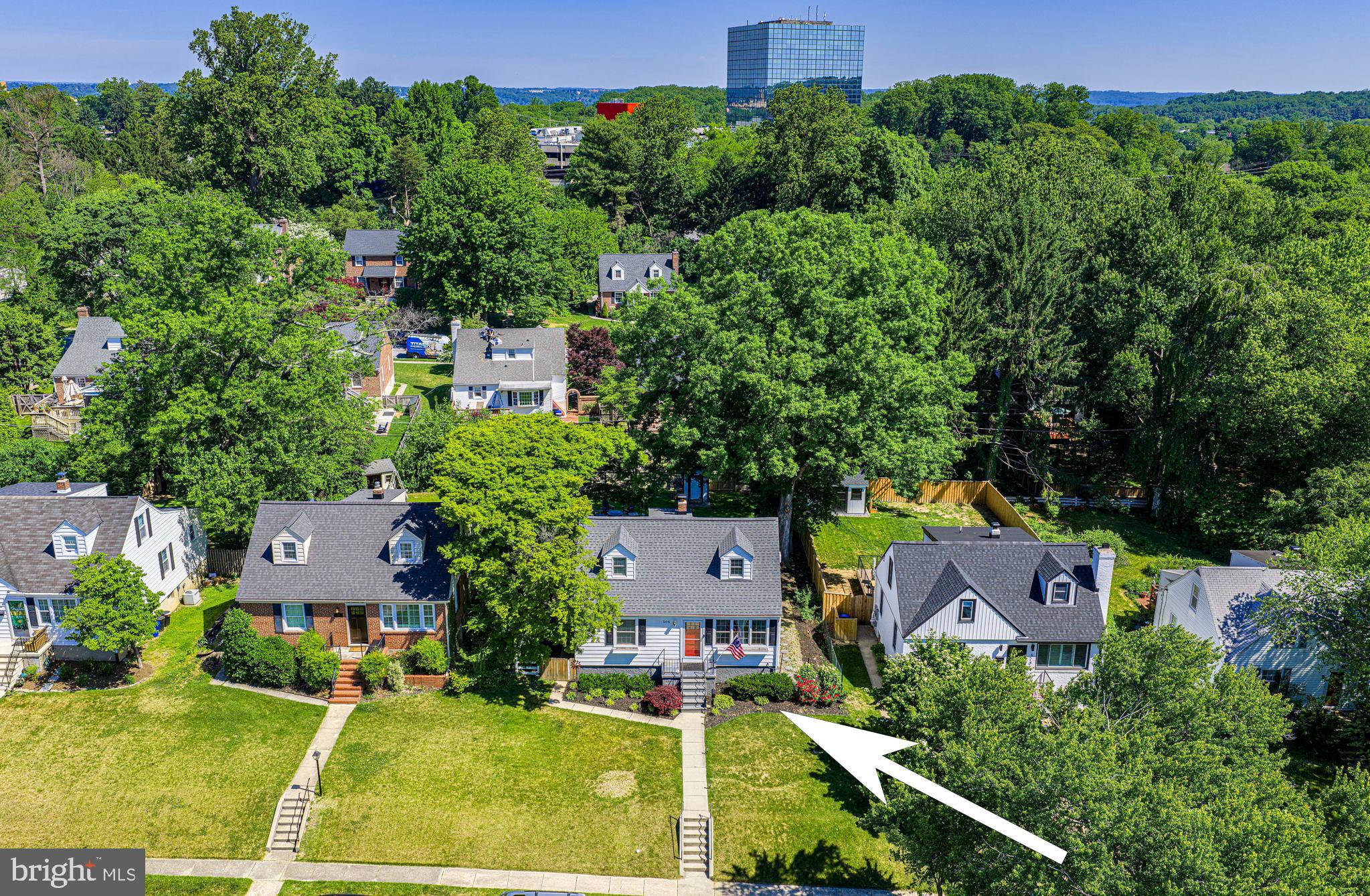 508 OVERCREST ROAD