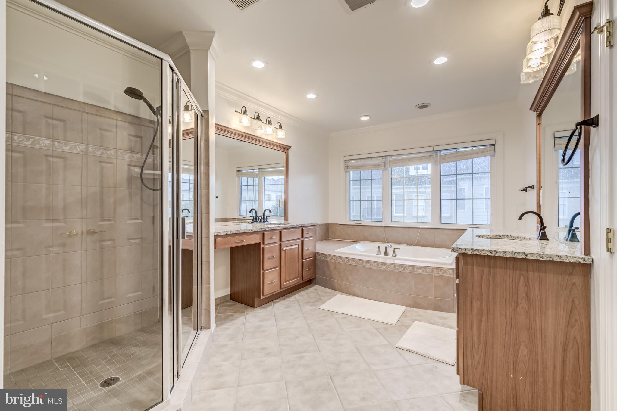 AVONLEA - Residential Lease