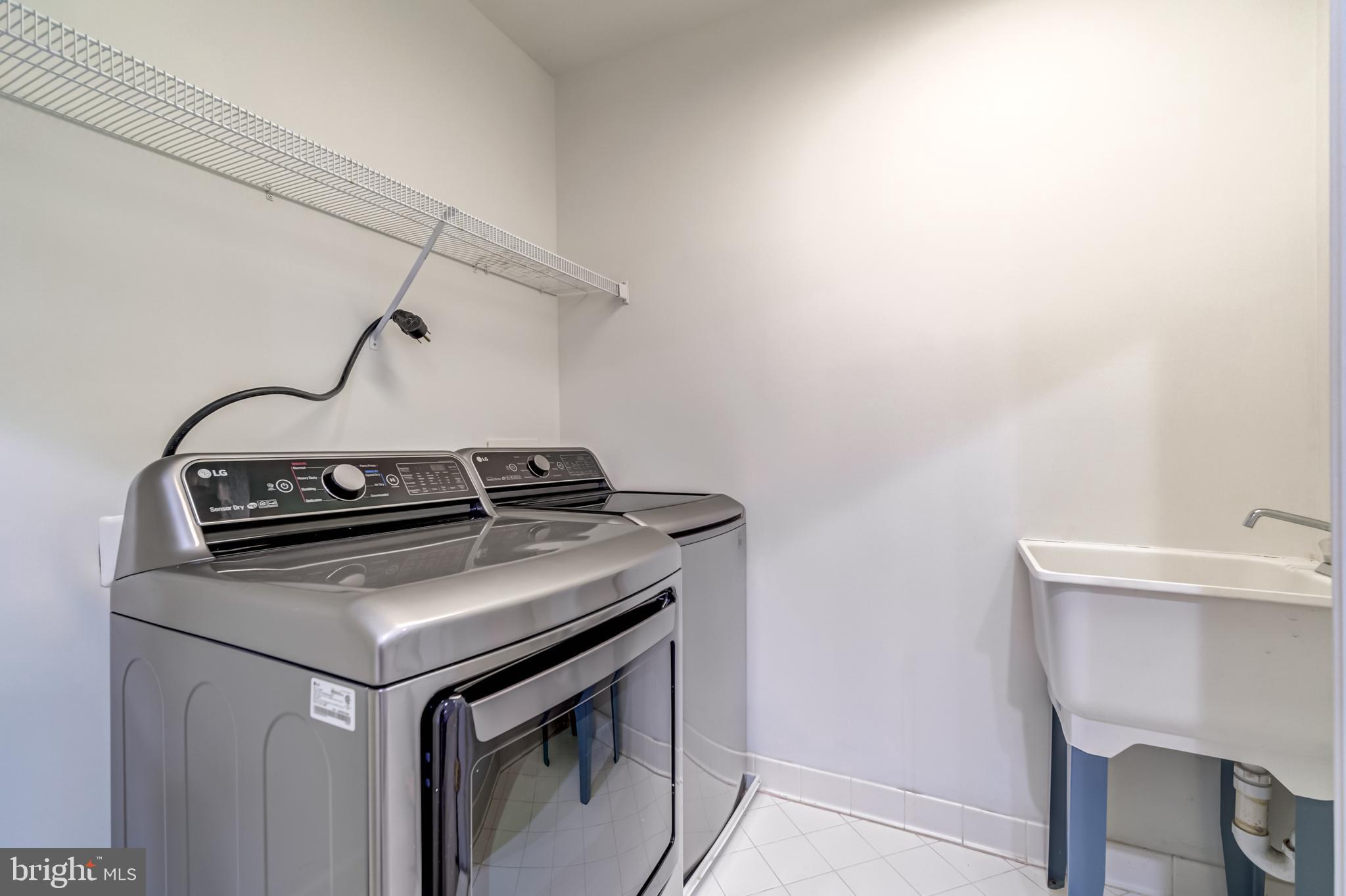 AVONLEA - Residential Lease