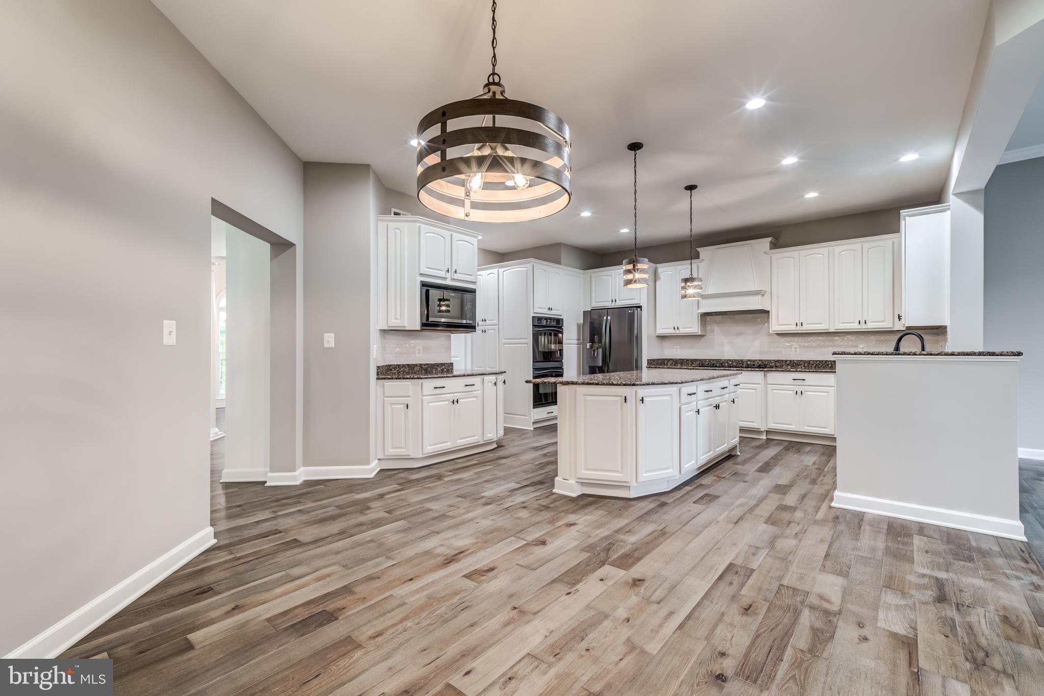 AVONLEA - Residential Lease