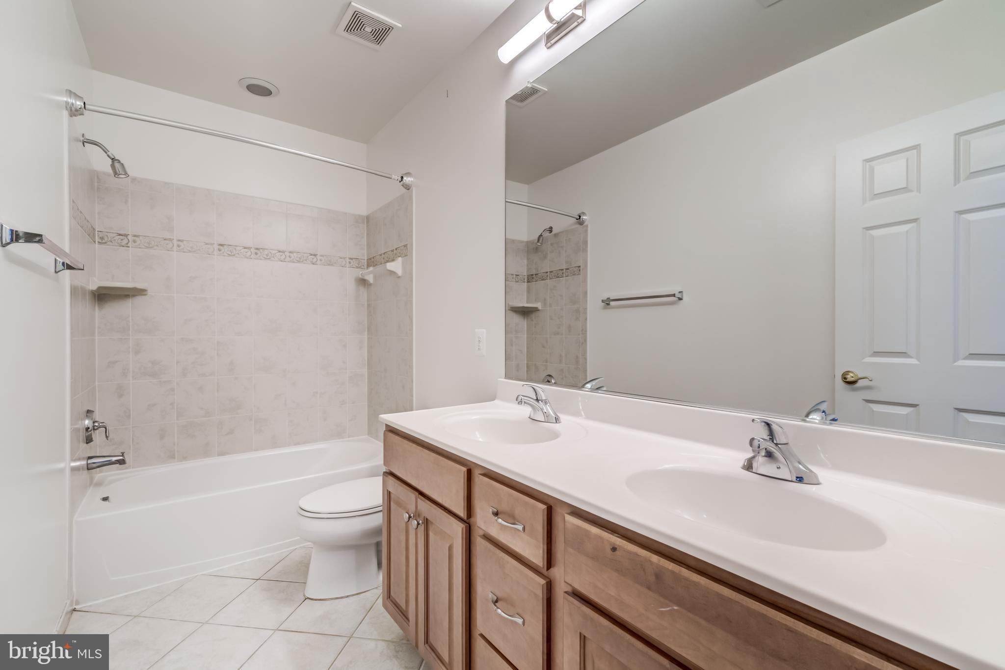 AVONLEA - Residential Lease