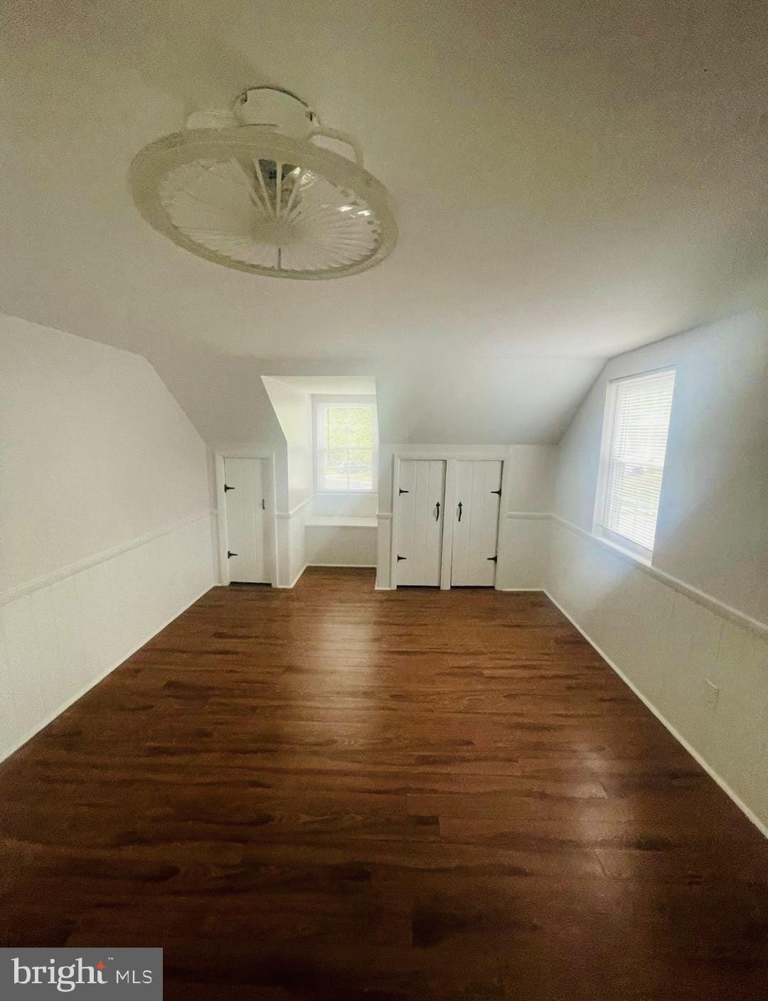 ST CHARLES HUNTINGTON - Residential Lease