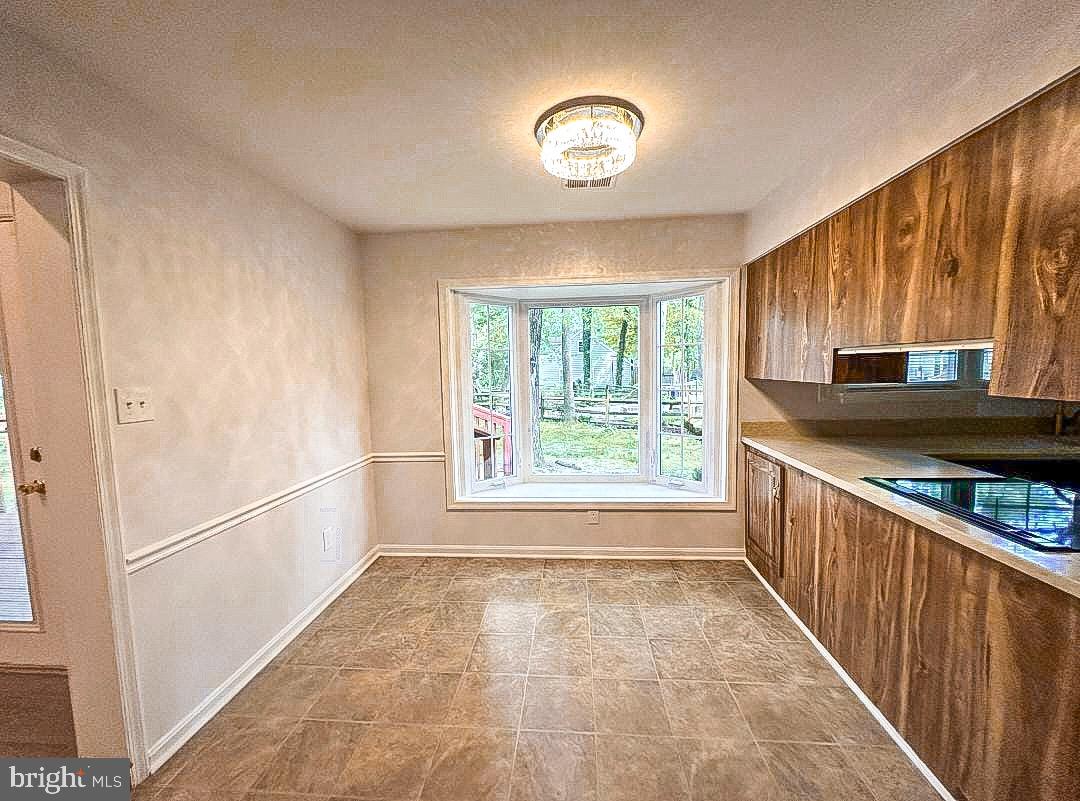 ST CHARLES HUNTINGTON - Residential Lease