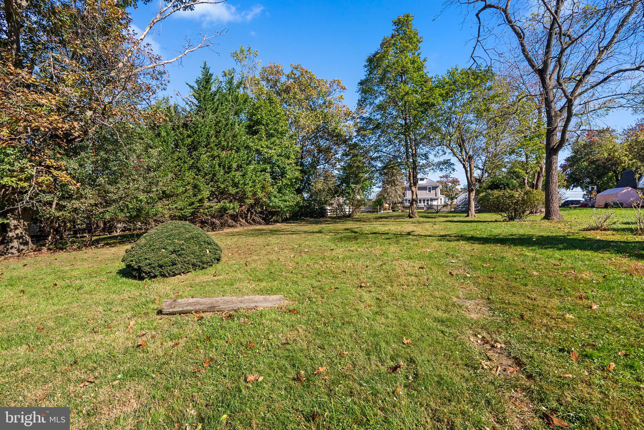 DAMASCUS OUTSIDE - Residential