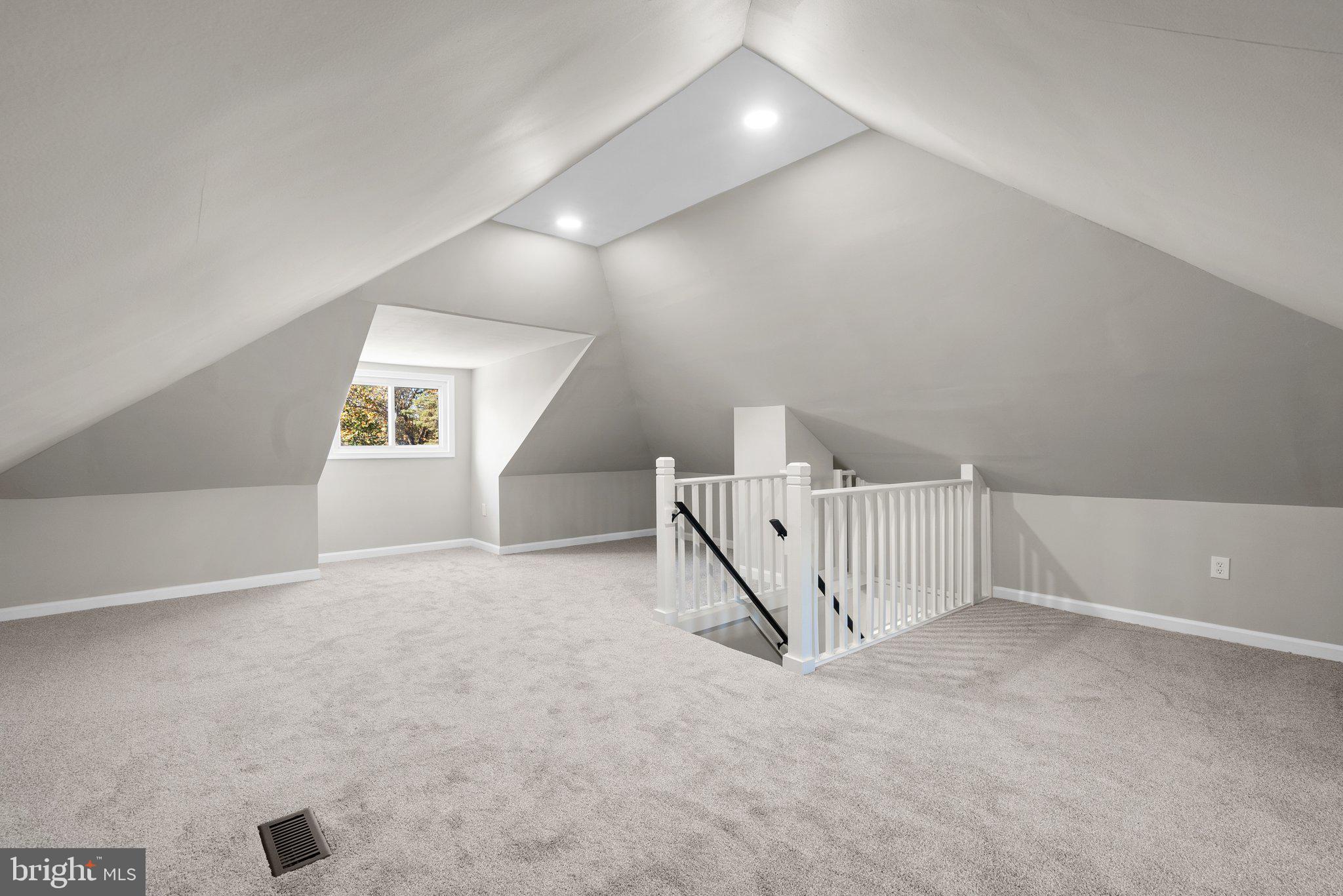 DAMASCUS OUTSIDE - Residential