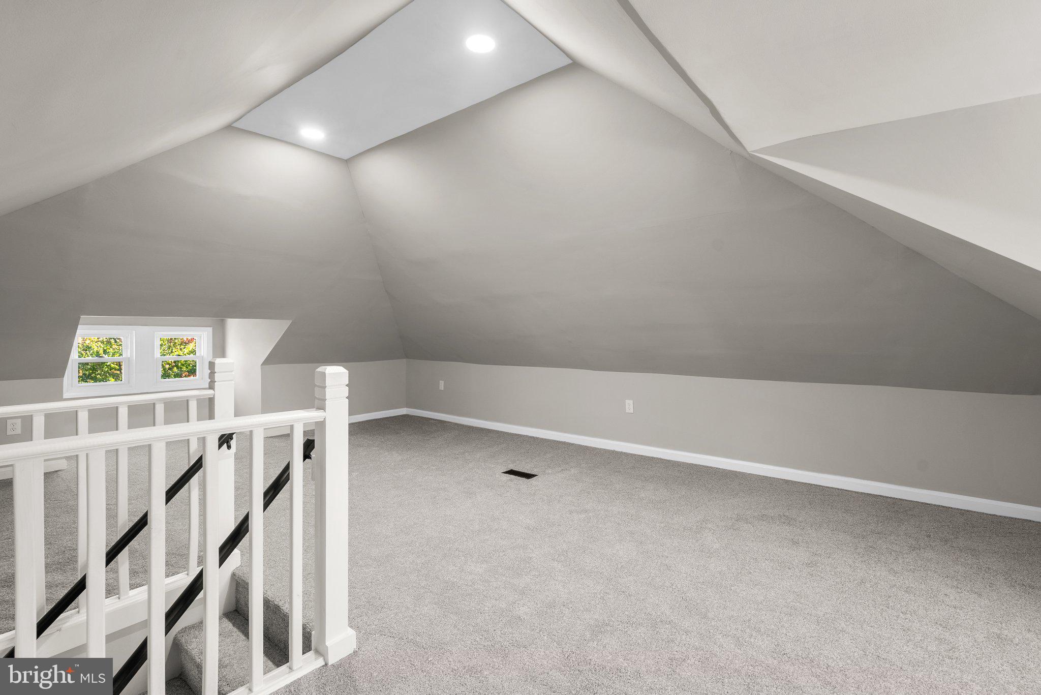 DAMASCUS OUTSIDE - Residential