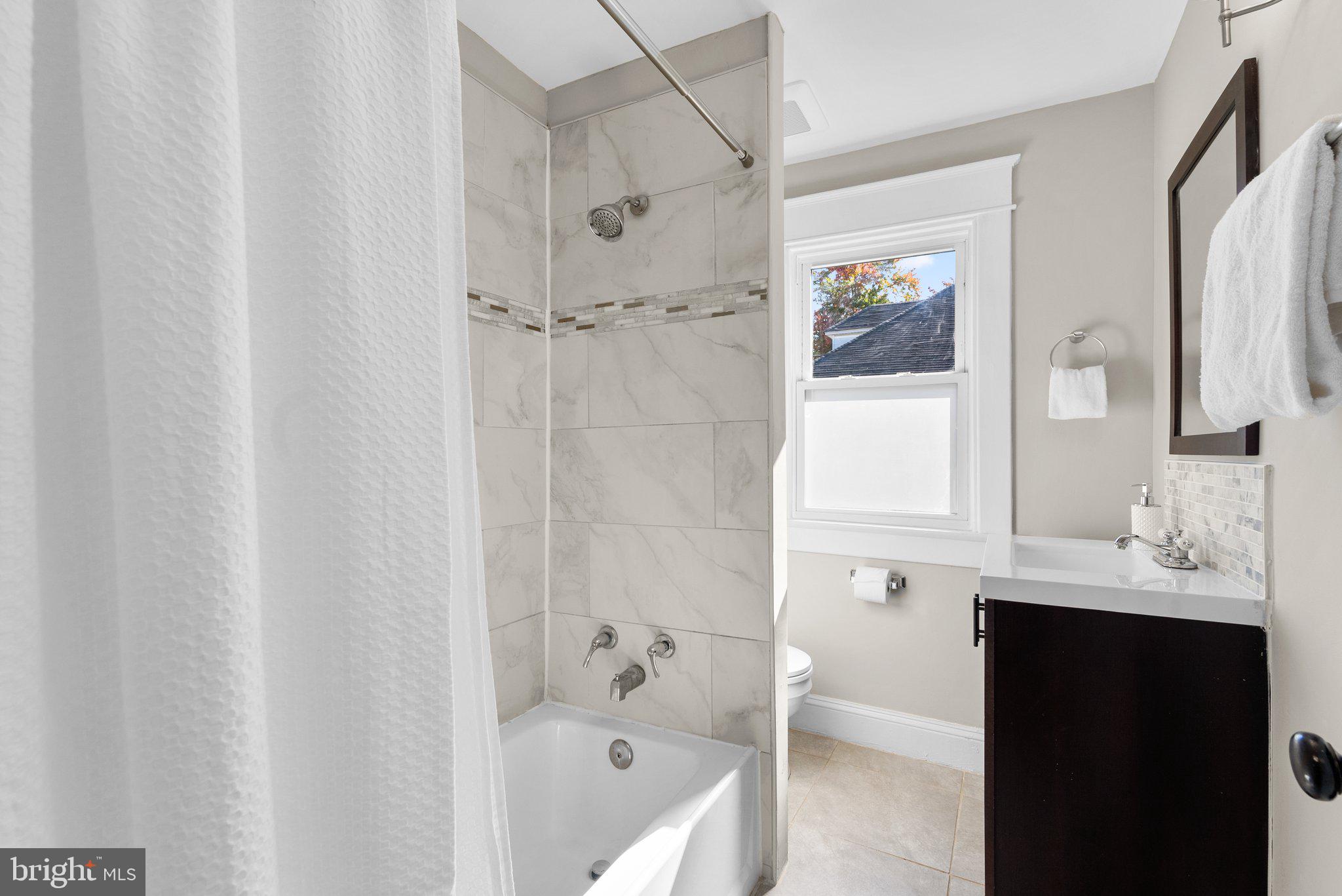 DAMASCUS OUTSIDE - Residential