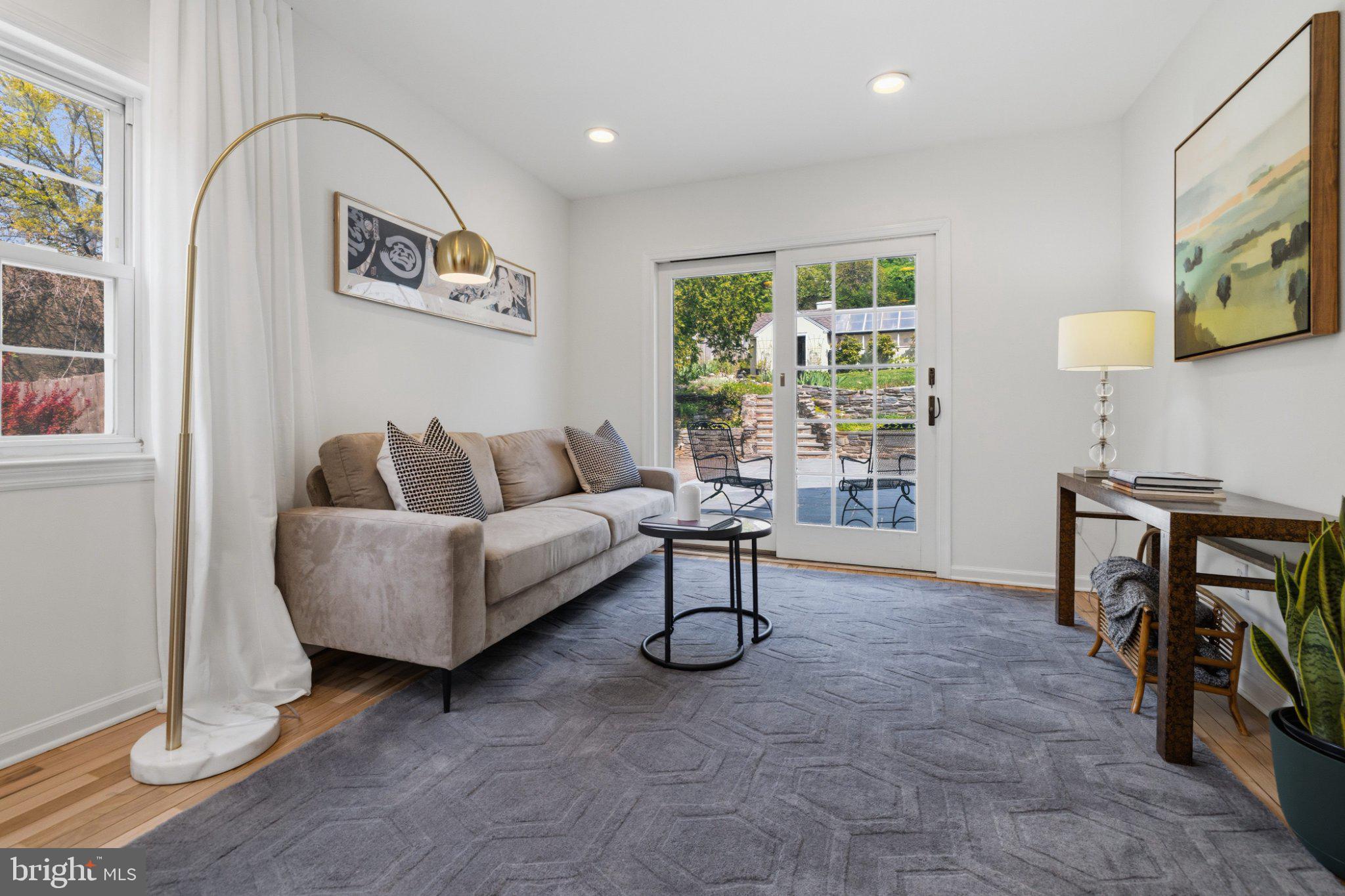 ELKINS PARK - Residential