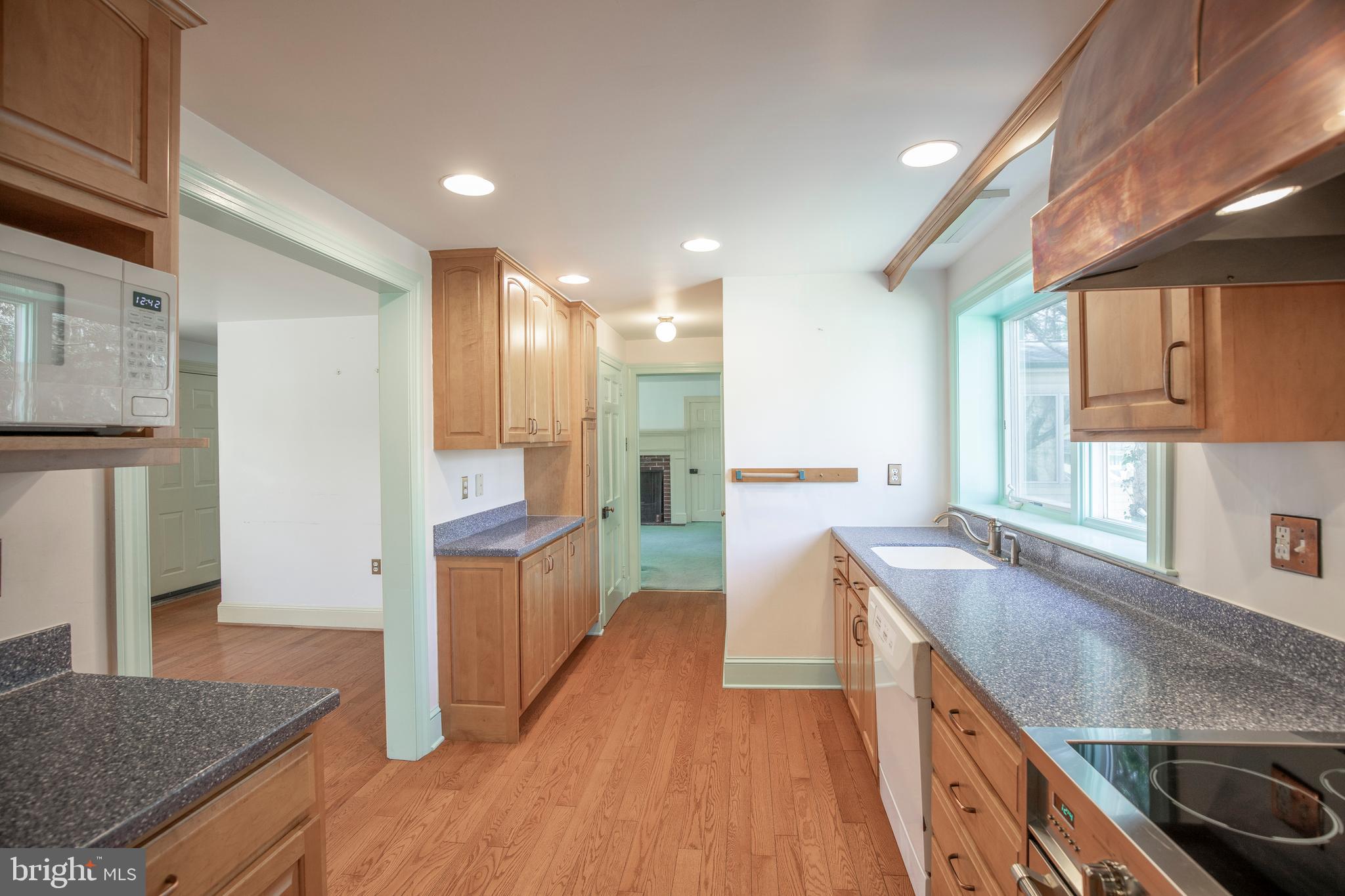 WEST ACRES - Residential