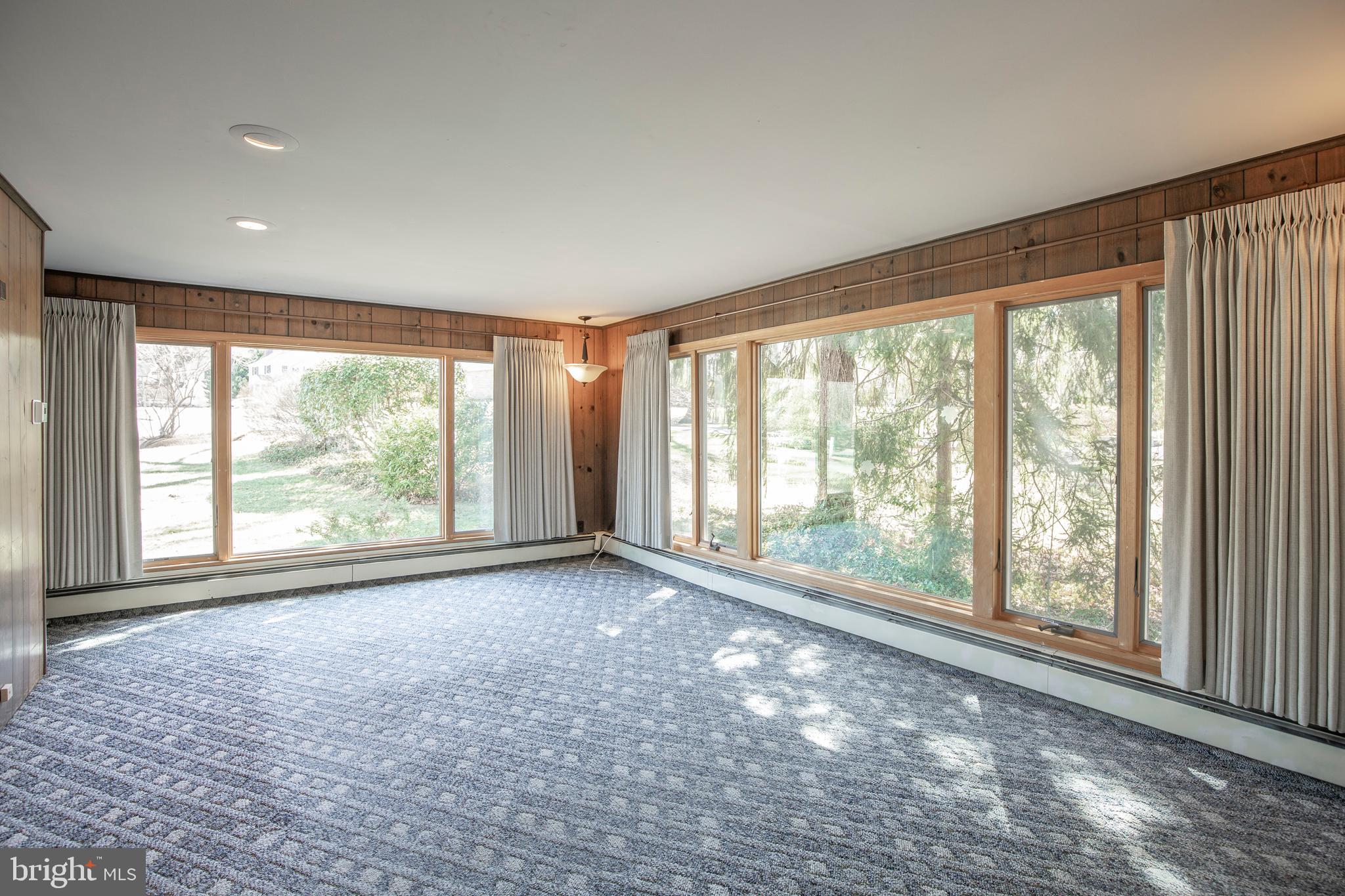 WEST ACRES - Residential