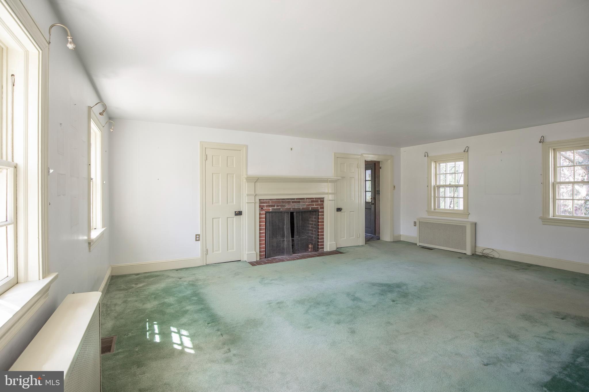 WEST ACRES - Residential