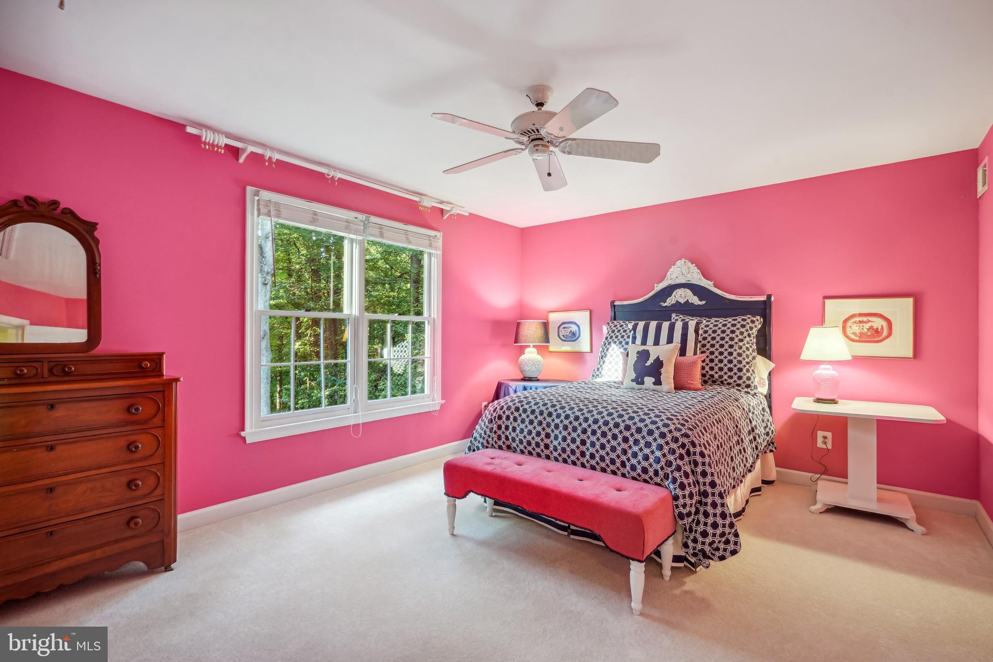 PINE RIDGE - Residential