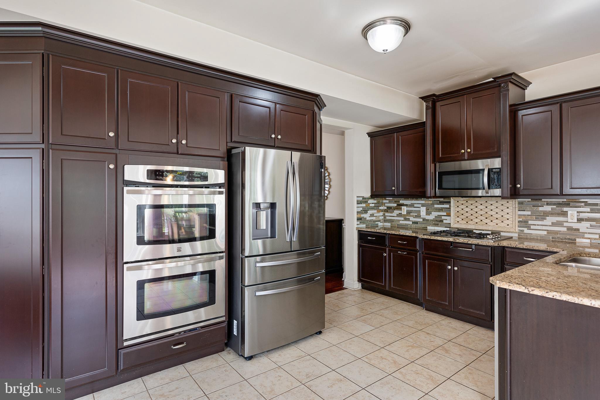 NORTHBROOK - Residential