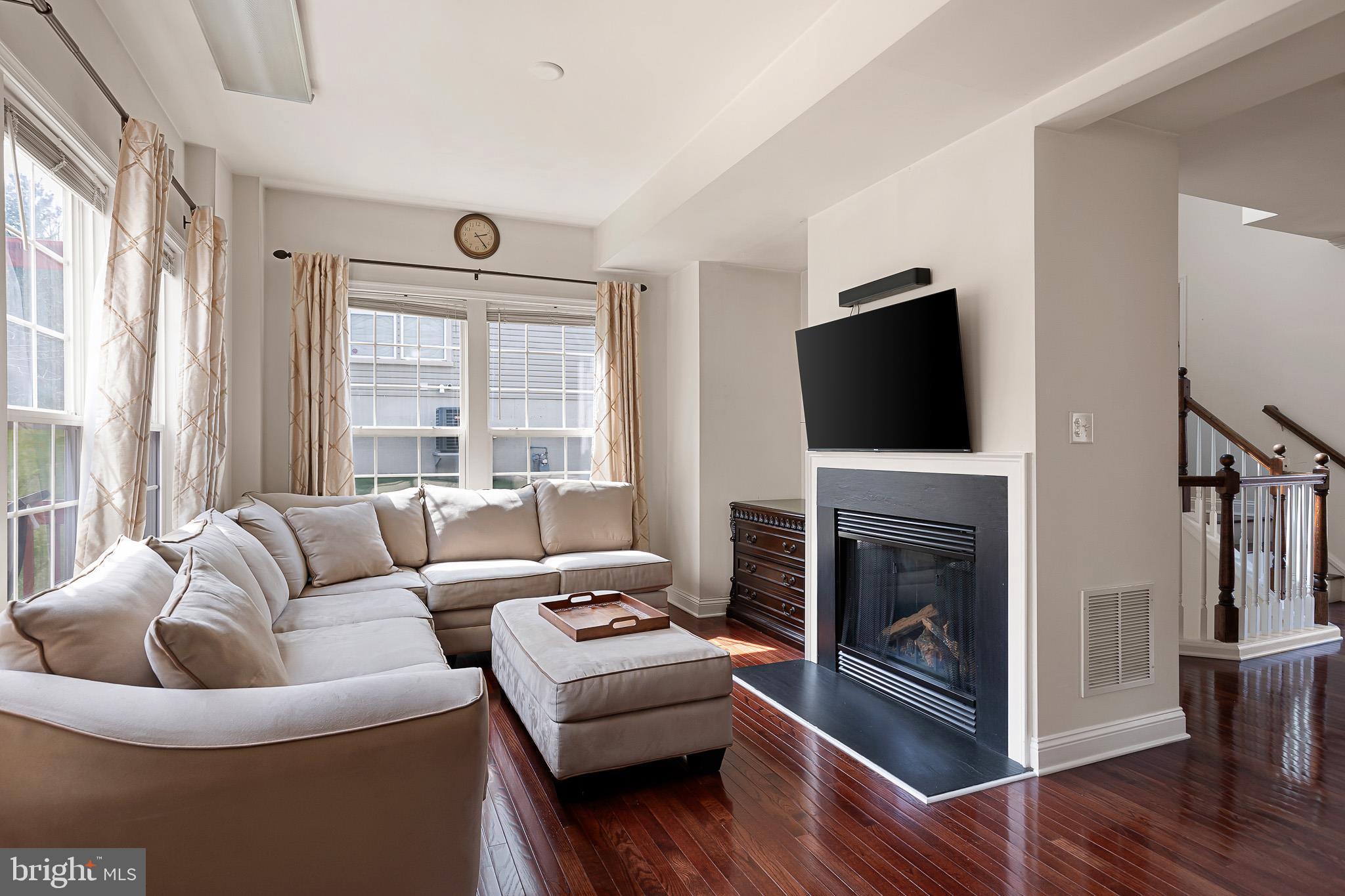 NORTHBROOK - Residential