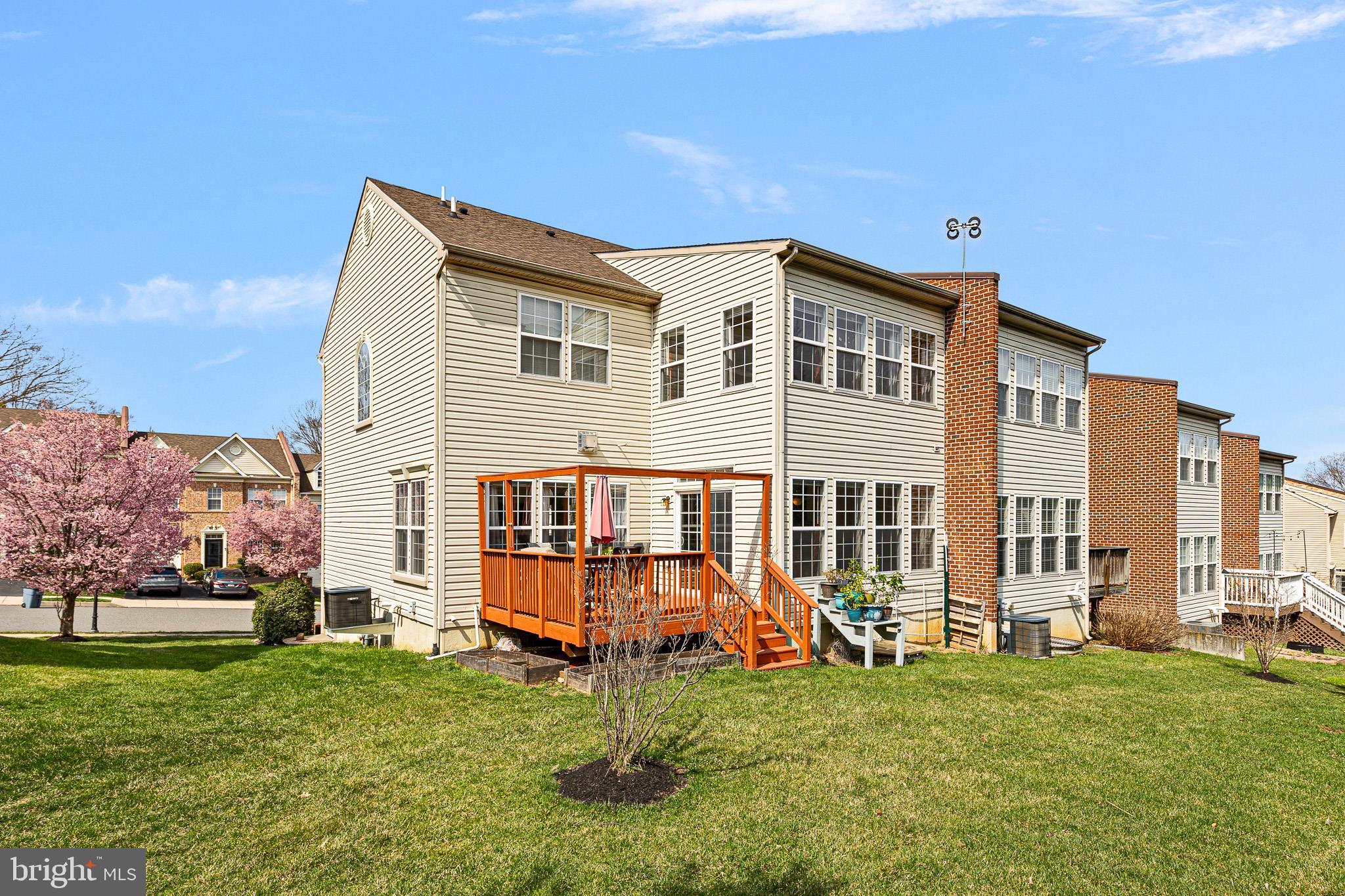 NORTHBROOK - Residential