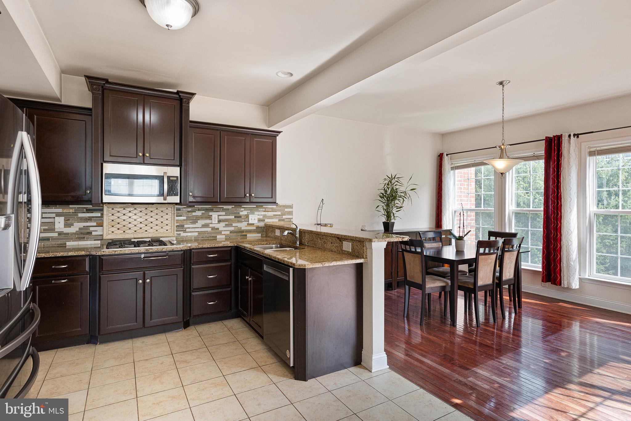 NORTHBROOK - Residential