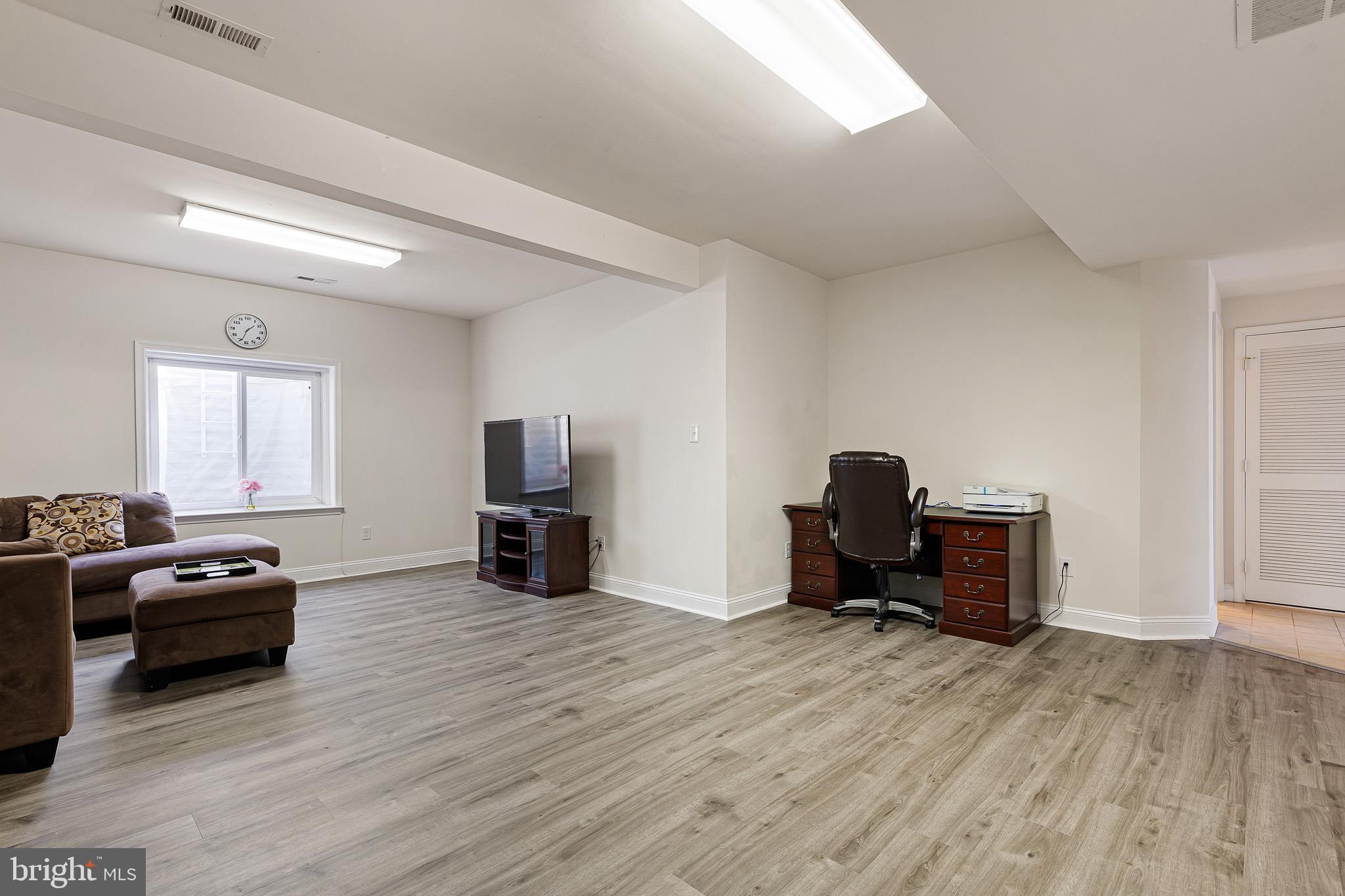 NORTHBROOK - Residential