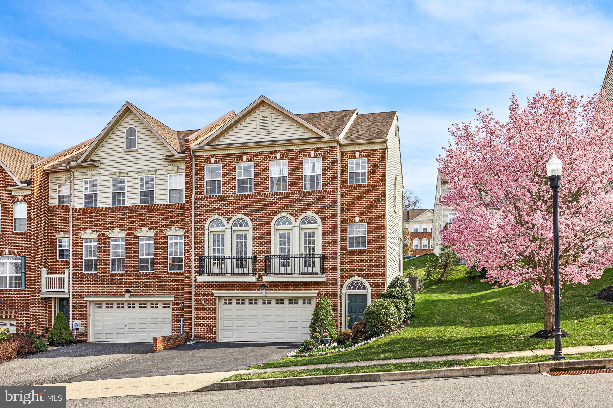 NORTHBROOK - Residential