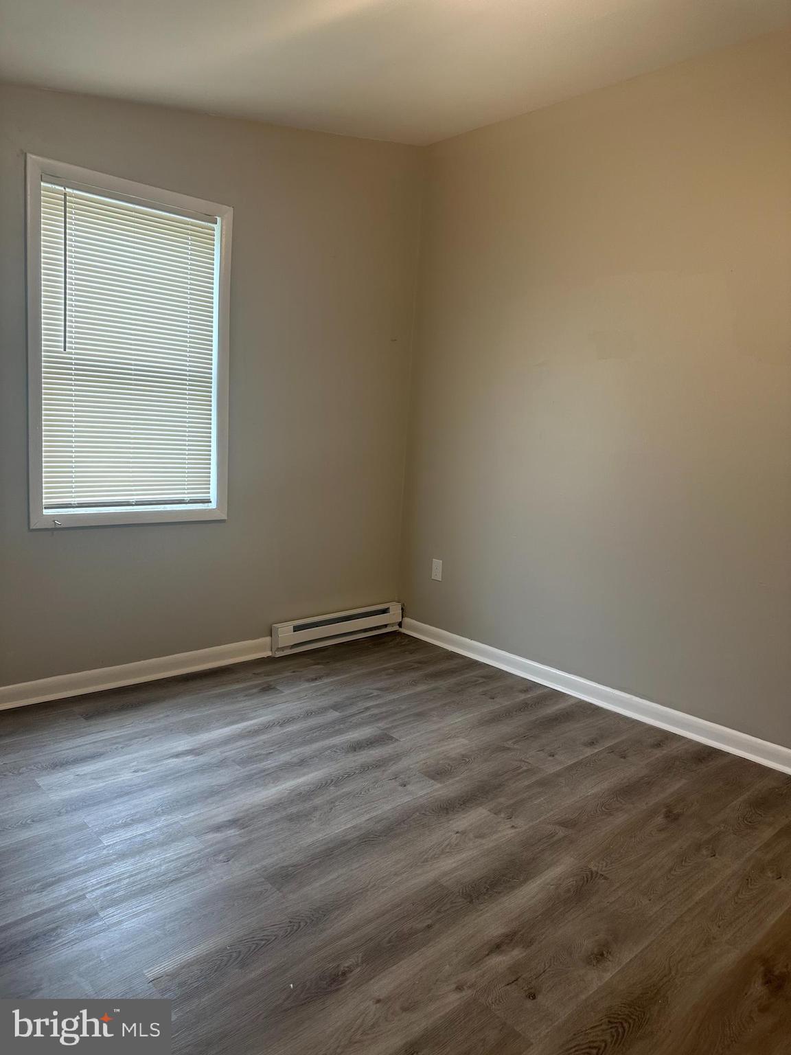 LEXINGTON - Residential Lease