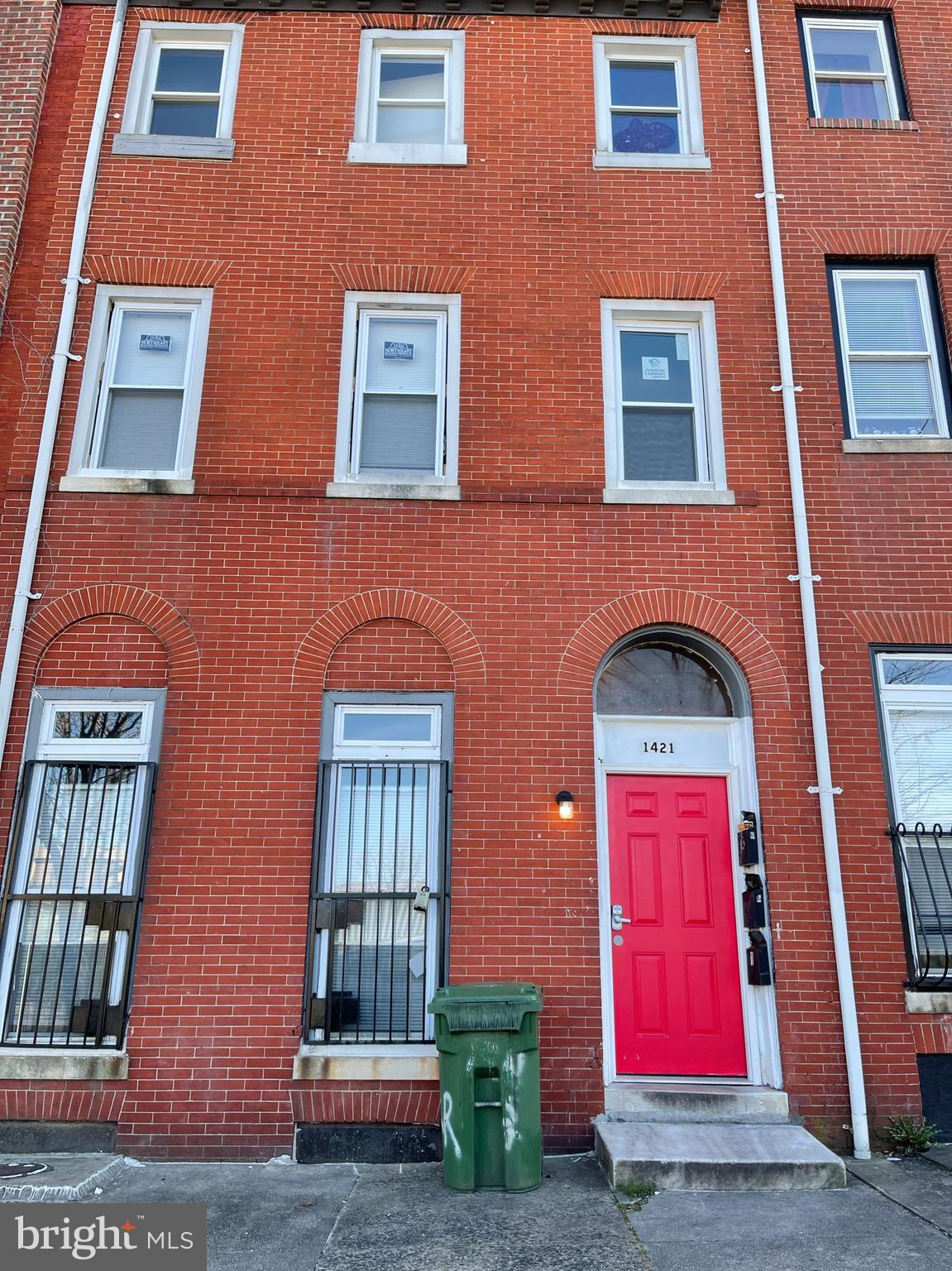 LEXINGTON - Residential Lease