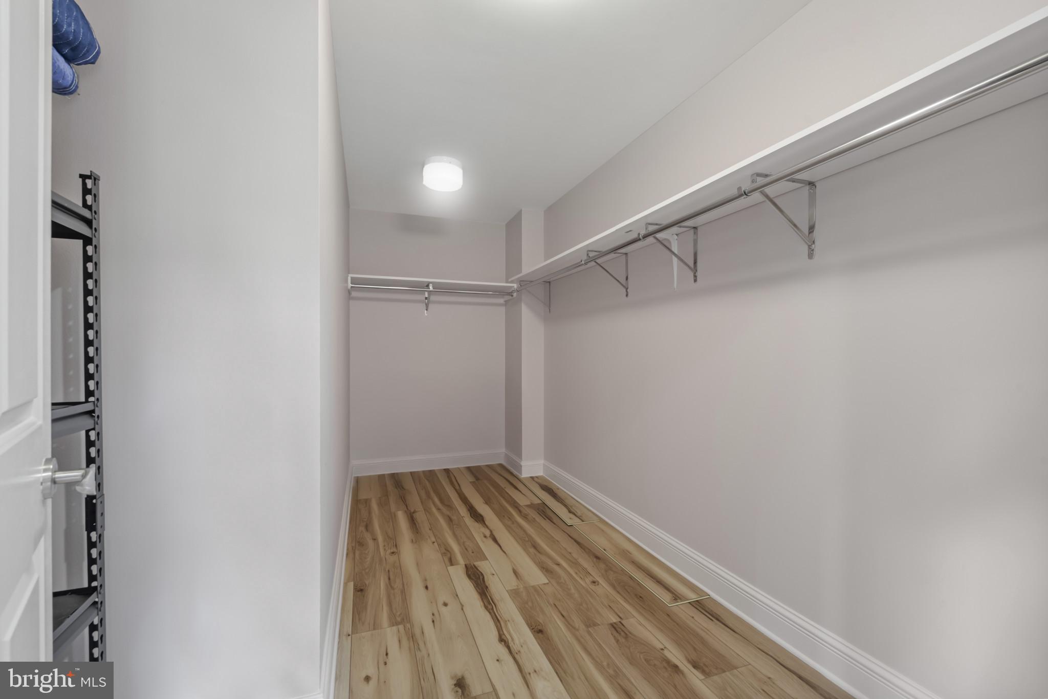 THE RITZ-CARLTON RESIDENCES - Residential Lease