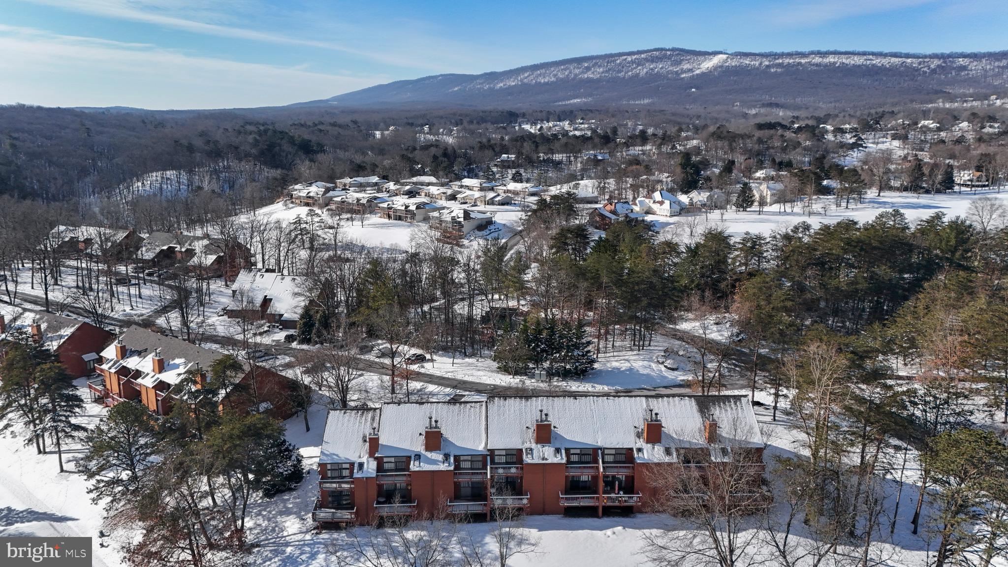 THE WOODS - Residential